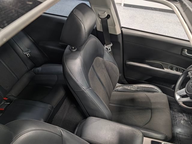 Used 2020 Kia Optima S w/ S Panoramic Sunroof Package FWD image 32