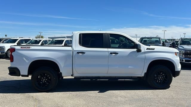 Used 2024 Chevrolet Silverado 1500 LT Trail Boss w/ Convenience Package II image 2