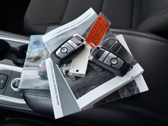 Certified 2023 Ford Explorer XLT image 17