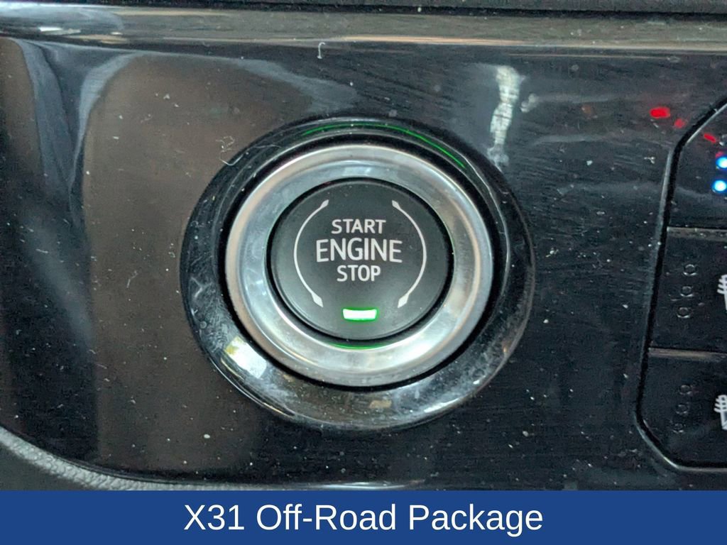 Used 2023 GMC Sierra 1500 SLT w/ SLT Premium Package image 33