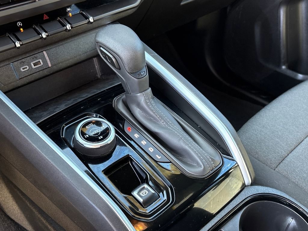 Used 2023 Chevrolet Colorado Trail Boss w/ Technology Package image 26