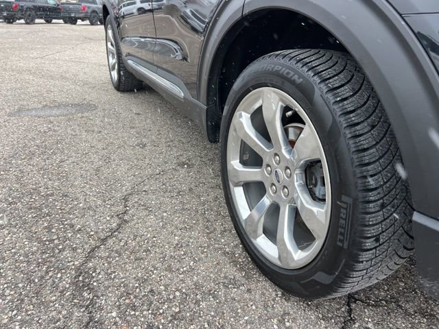 Certified 2020 Ford Explorer Platinum image 30