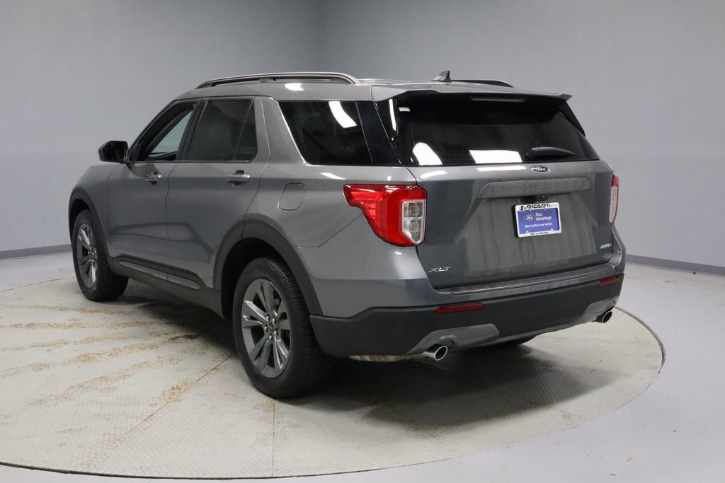 Certified 2023 Ford Explorer XLT w/ Equipment Group 202A AWD/4WD image 10