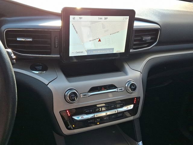 Certified 2022 Ford Explorer XLT w/ Equipment Group 202A image 24