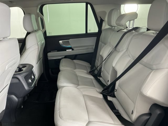 Certified 2025 Ford Expedition Max Platinum AWD/4WD image 30