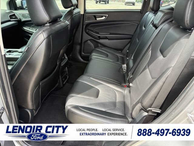 Certified 2022 Ford Edge Titanium AWD/4WD image 11
