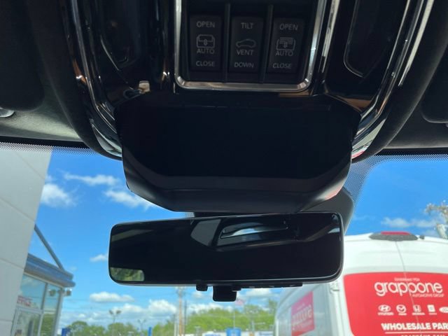 Used 2024 Jeep Grand Cherokee L Summit AWD/4WD image 36