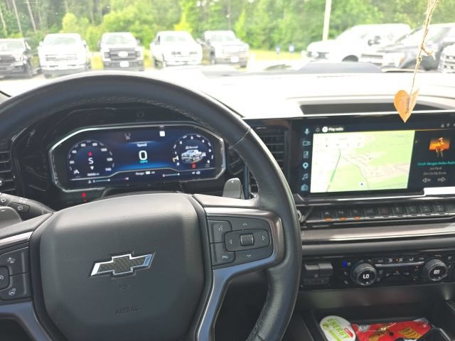Used 2022 Chevrolet Silverado 1500 ZR2 w/ Technology Package AWD/4WD image 10