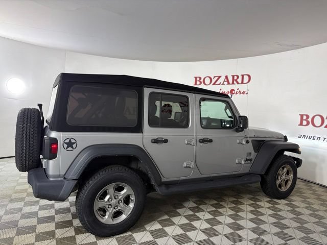 Used 2021 Jeep Wrangler Unlimited Sport AWD/4WD image 9