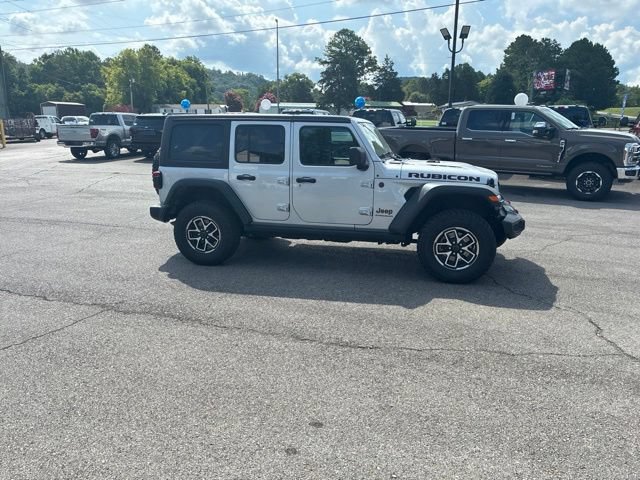 Used 2024 Jeep Wrangler Unlimited Rubicon AWD/4WD image 50