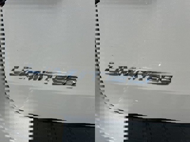 Certified 2022 Ford Explorer Limited w/ Equipment Group 301A image 8