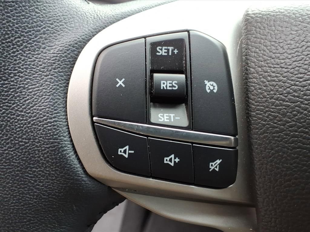 Certified 2023 Ford Explorer XLT image 20