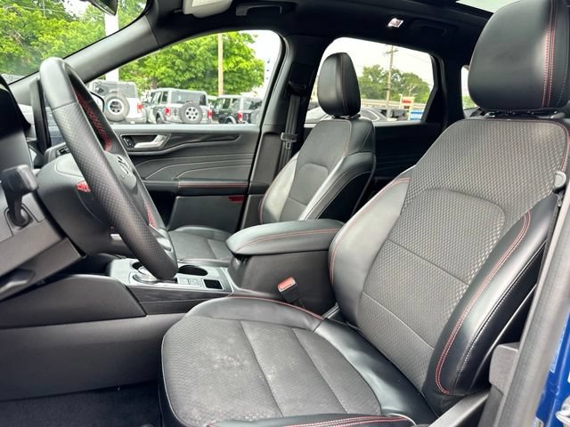 Certified 2023 Ford Escape ST-Line Select w/ Tech Pack #2 AWD/4WD image 37