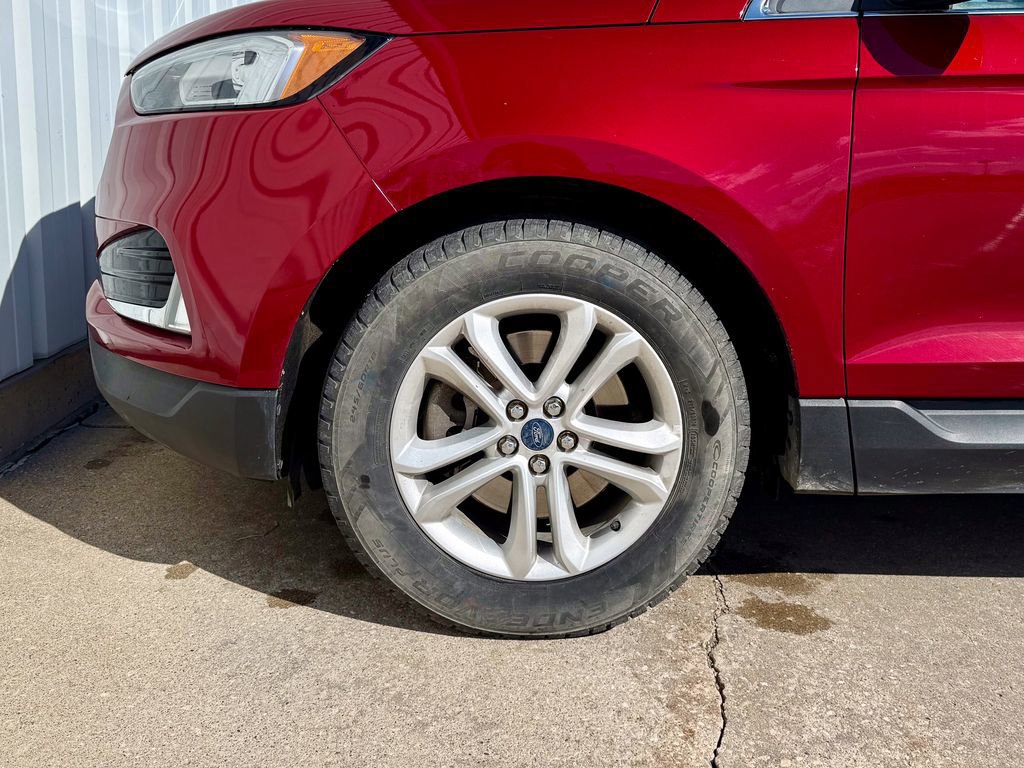 Certified 2019 Ford Edge SEL w/ Equipment Group 201A image 26