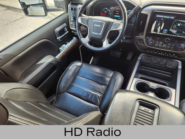 Used 2018 GMC Sierra 2500 Denali w/ Duramax Plus Package AWD/4WD image 12