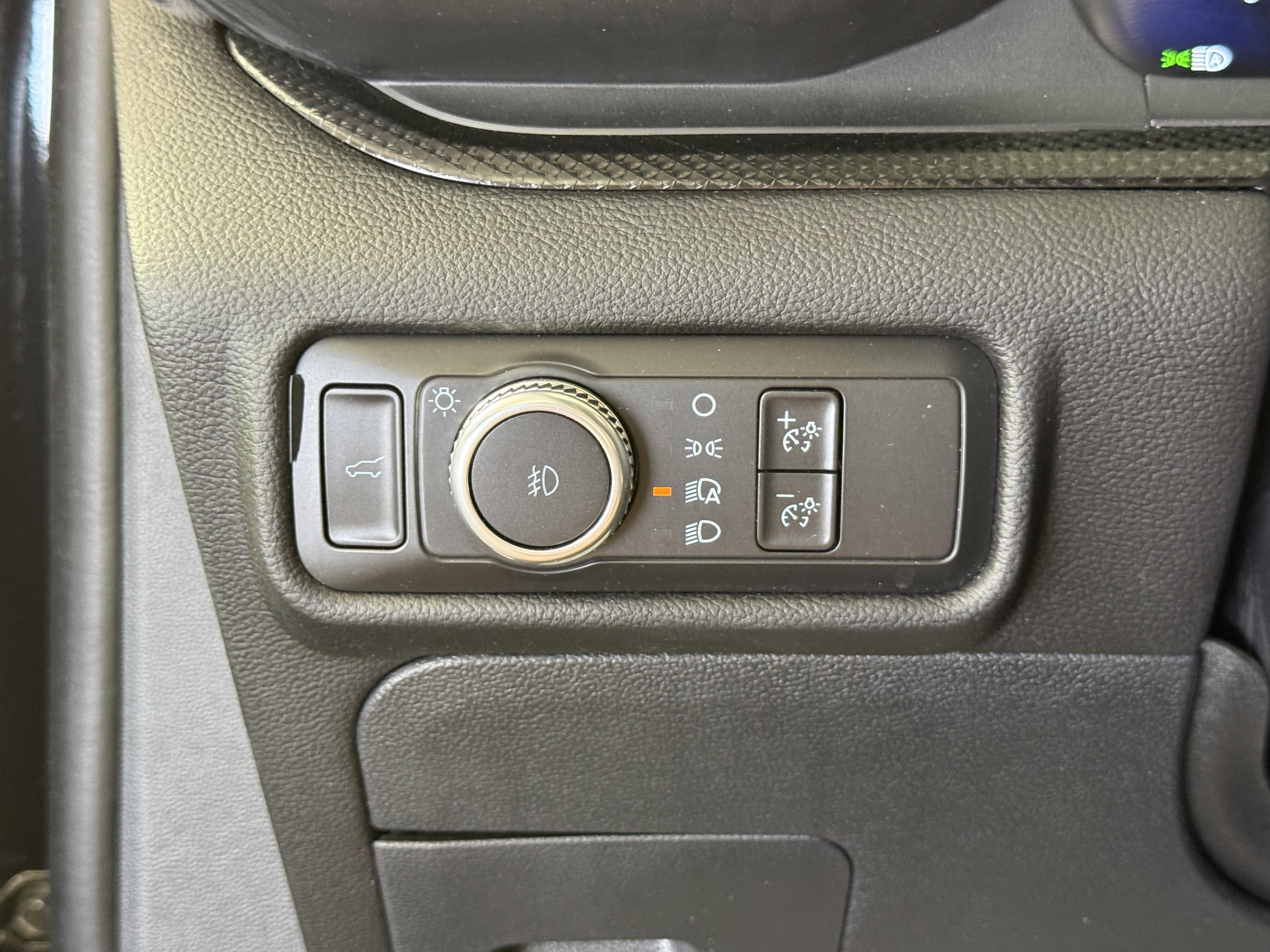 Certified 2022 Ford Explorer ST w/ Equipment Group 401A image 24