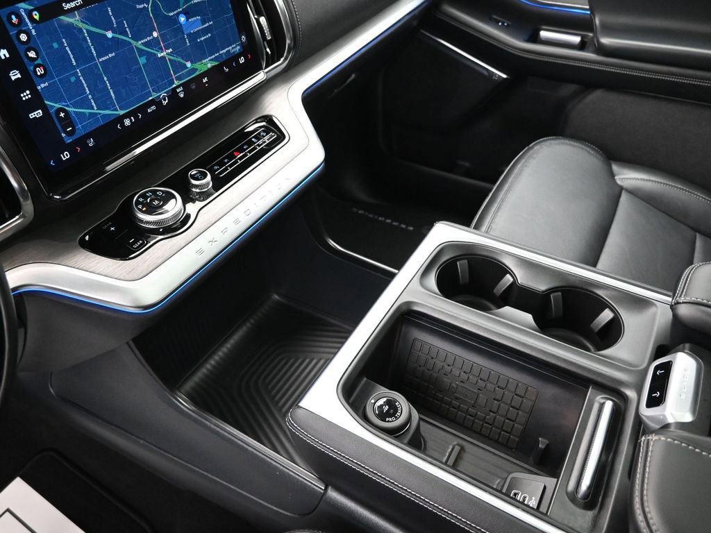 Certified 2025 Ford Expedition Max Platinum image 51
