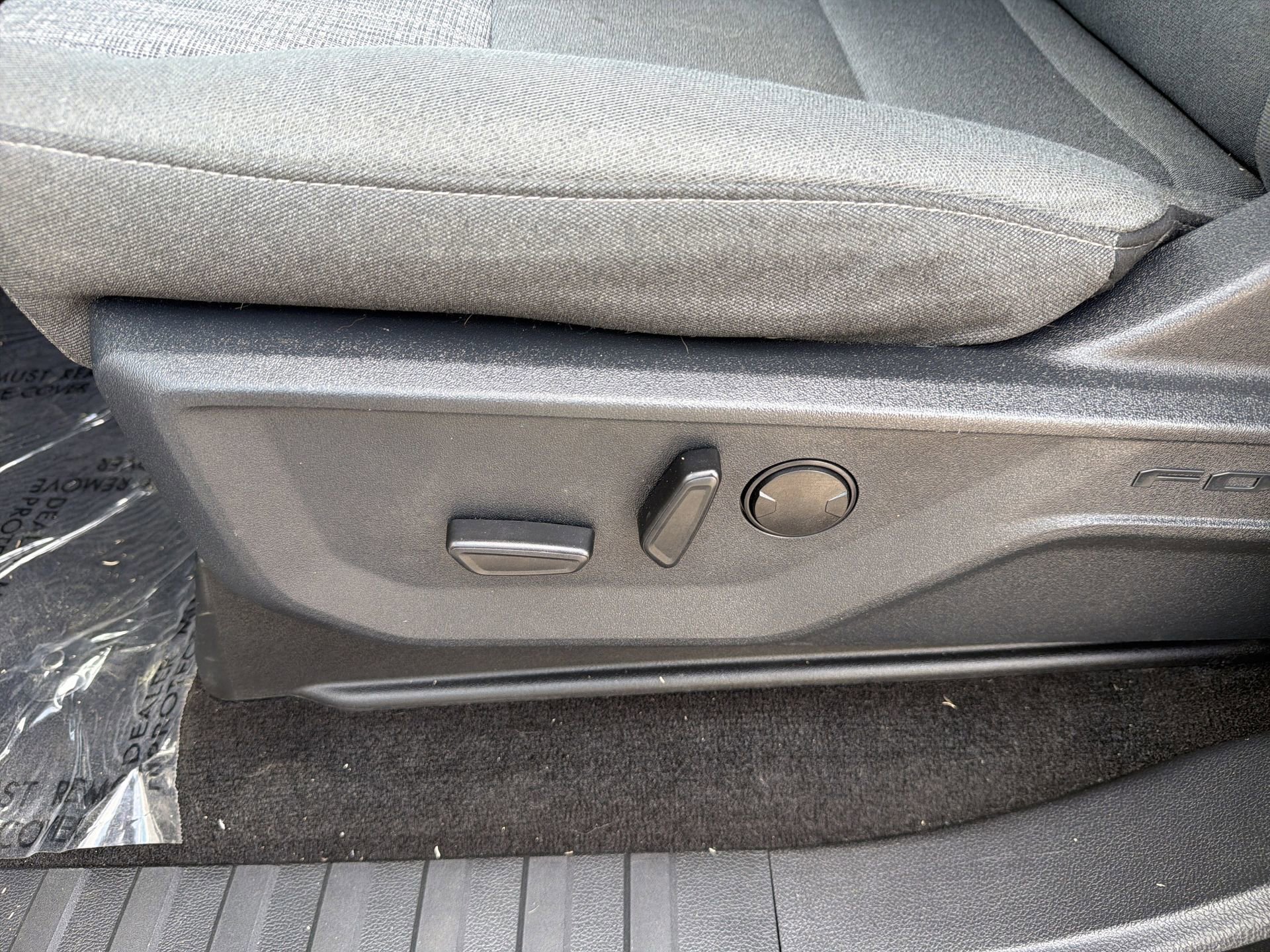 Certified 2022 Ford F150 XLT w/ Equipment Group 302A High image 27