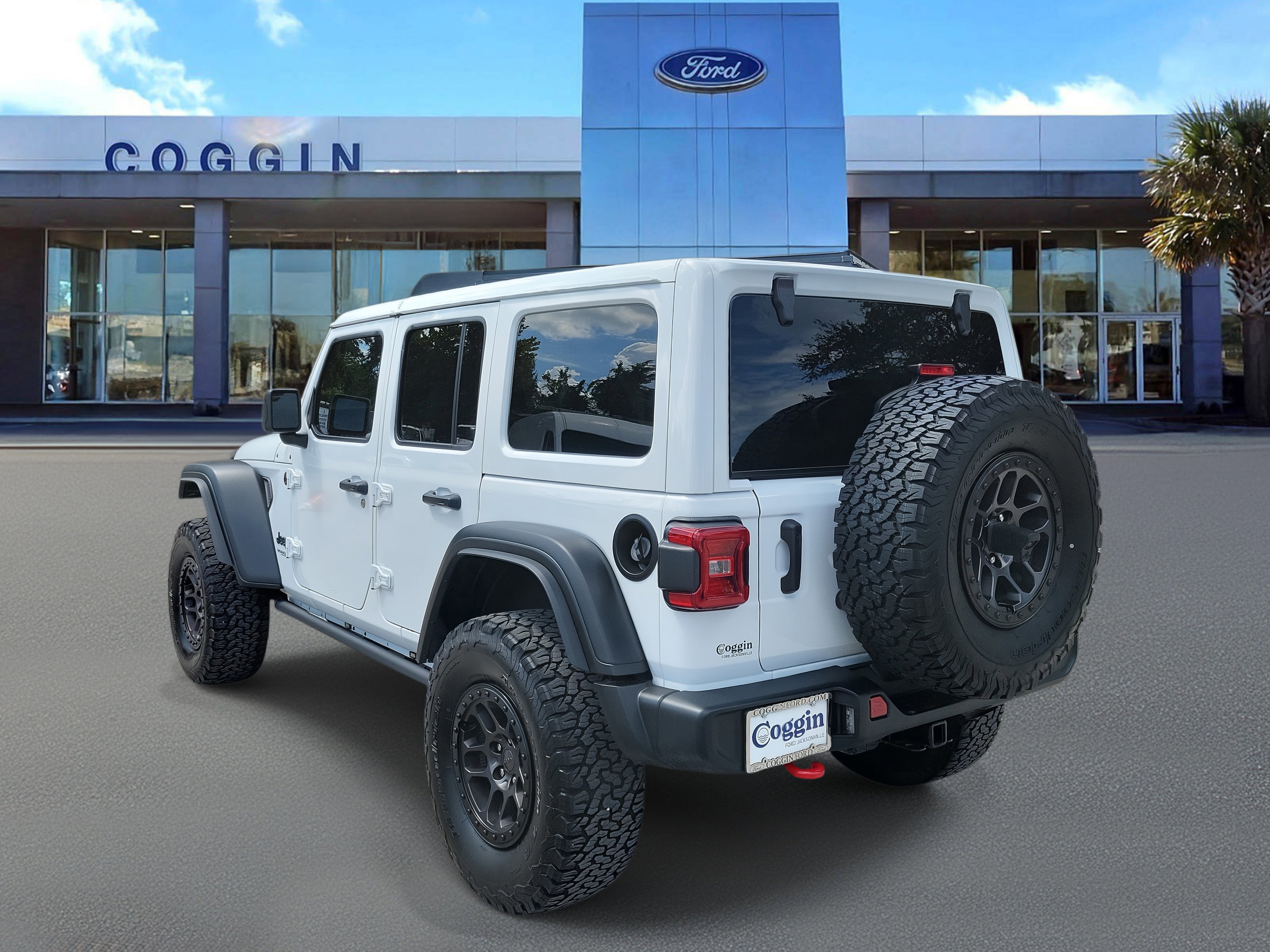 Used 2022 Jeep Wrangler Unlimited Sport image 2