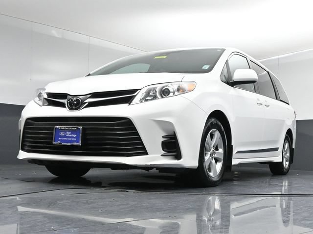 Used 2018 Toyota Sienna LE FWD image 35