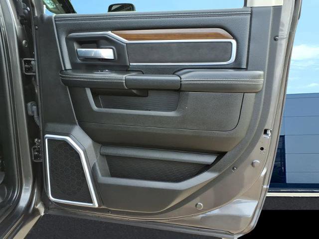 Used 2024 RAM 2500 Laramie AWD/4WD image 22