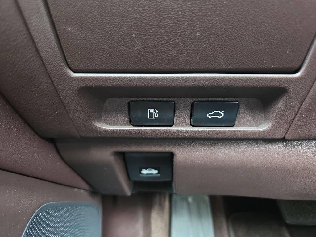 Used 2018 Lexus LS 500 AWD w/ Accessory Package (Z1) image 42