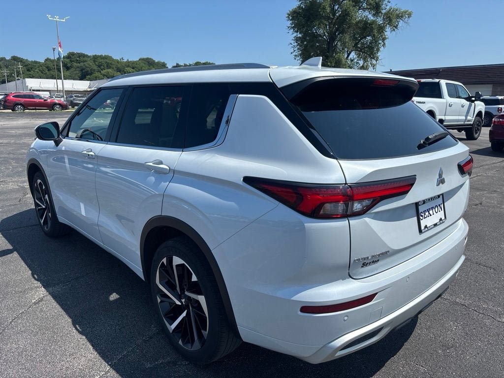 Used 2022 Mitsubishi Outlander SEL AWD/4WD image 10