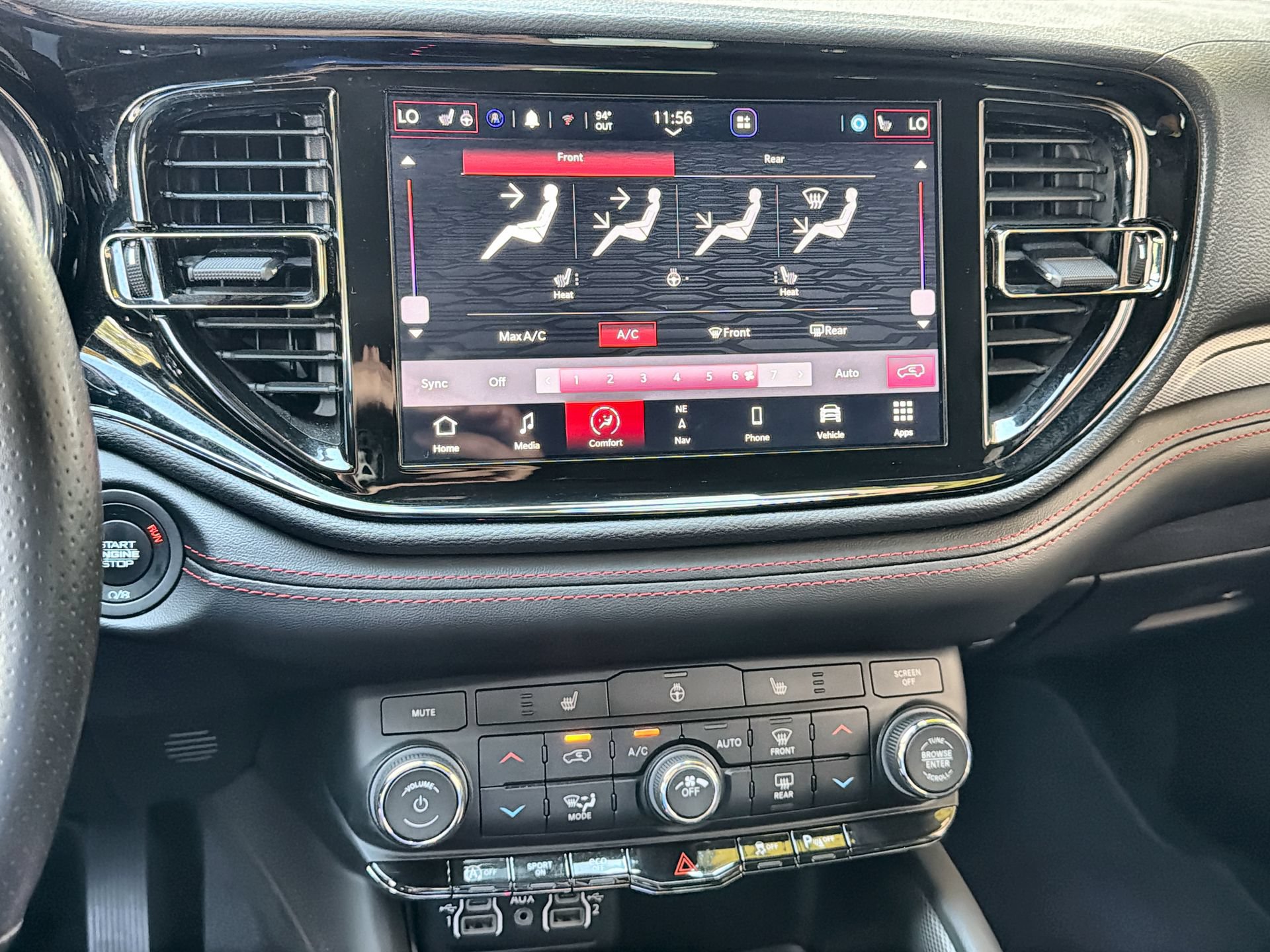 Used 2025 Dodge Durango GT AWD/4WD image 19