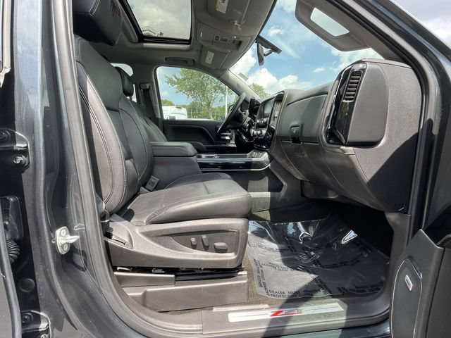 Used 2018 Chevrolet Silverado 1500 LTZ Z71 w/ LTZ Plus Package AWD/4WD image 31