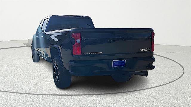 Used 2024 Chevrolet Silverado 3500 High Country w/ High Country Premium Package image 7
