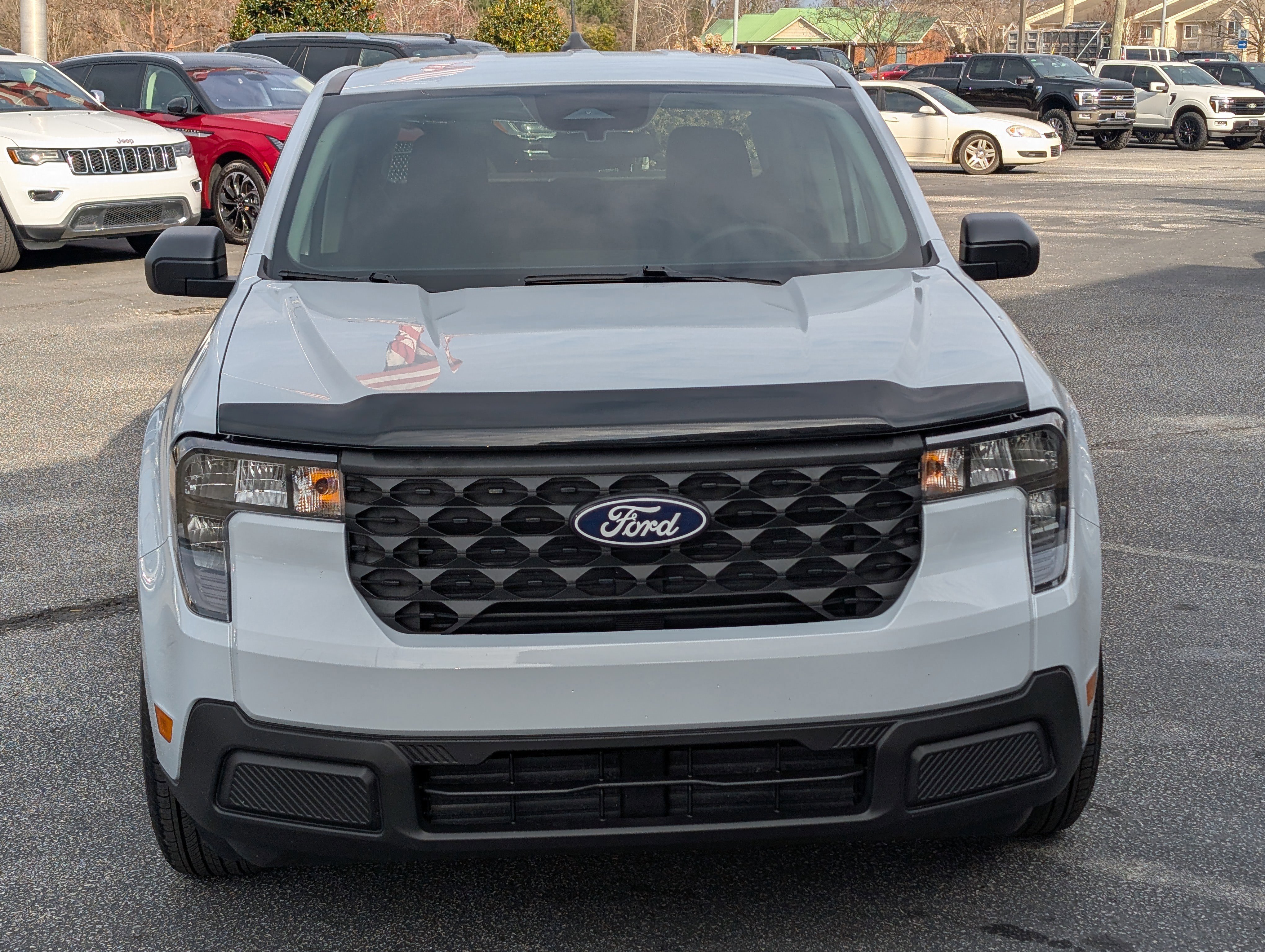 Certified 2025 Ford Maverick XL w/ Equipment Group 102A image 9