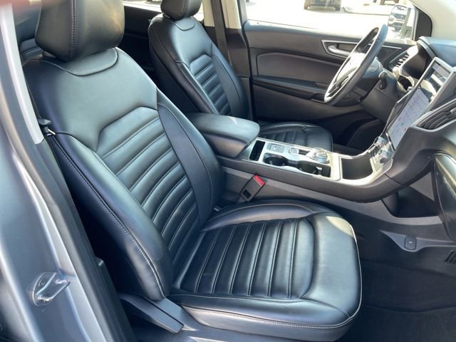 Certified 2022 Ford Edge SEL w/ Convenience Package AWD/4WD image 9