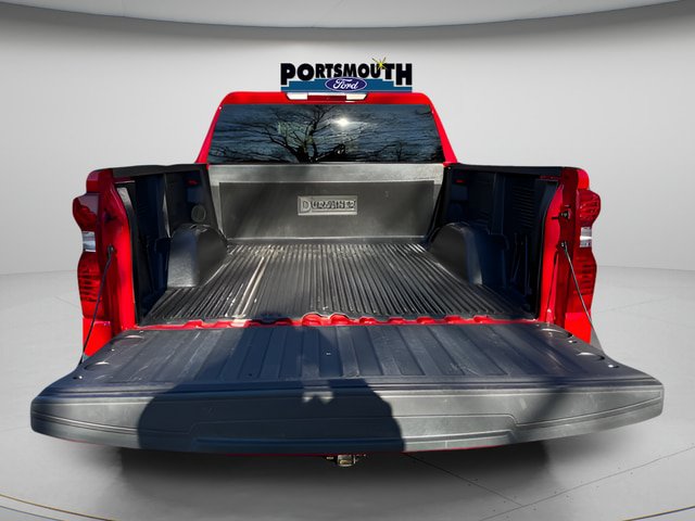Used 2025 Chevrolet Silverado 1500 LT AWD/4WD image 12