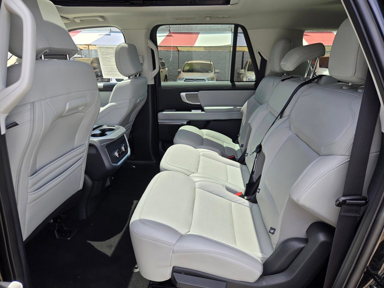 Certified 2025 Ford Expedition Max Platinum AWD/4WD image 12