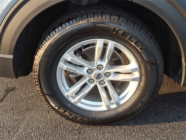 Certified 2020 Ford Explorer XLT w/ Equipment Group 202A image 8