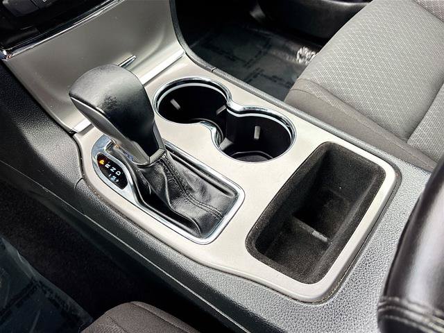 Used 2022 Jeep Grand Cherokee Laredo E AWD/4WD image 18