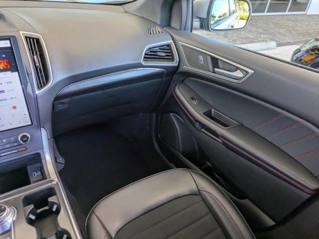 Certified 2024 Ford Edge ST-Line image 14