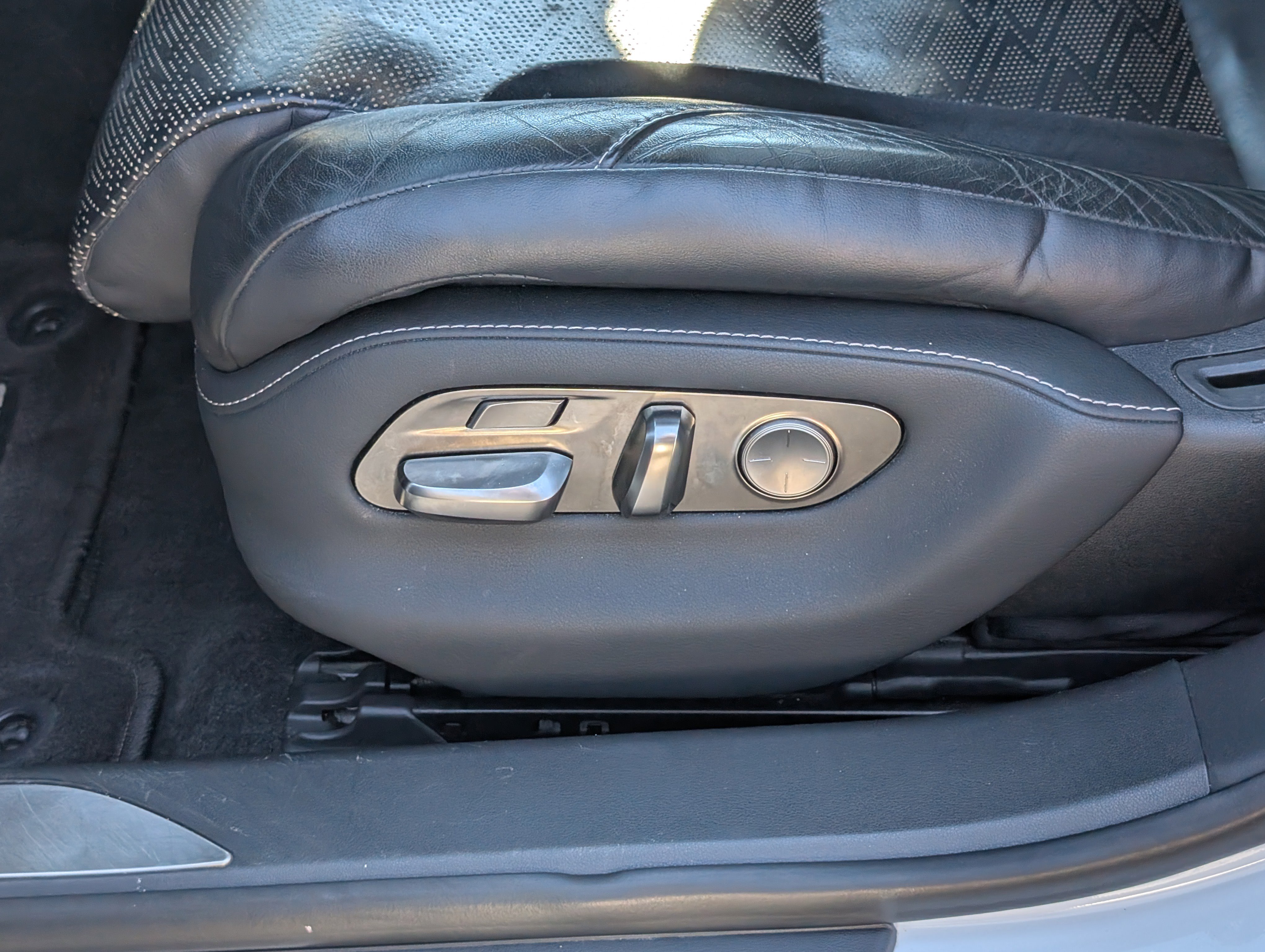 Used 2019 Lexus LS 500 F Sport image 23