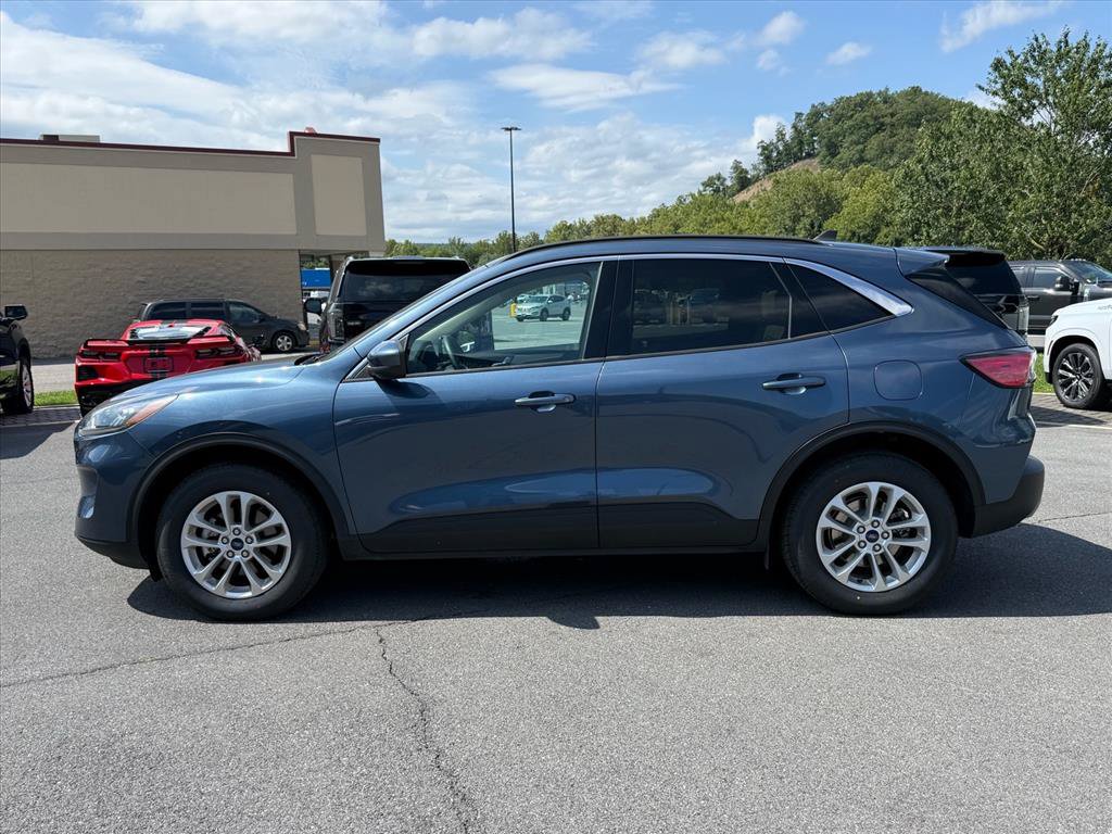 Certified 2020 Ford Escape SE AWD/4WD image 2