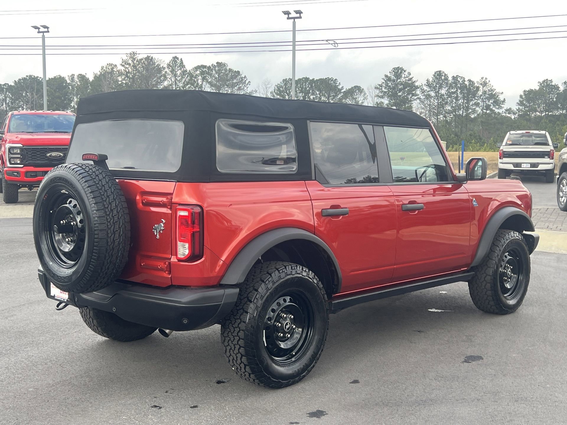 Certified 2023 Ford Bronco Black Diamond image 3