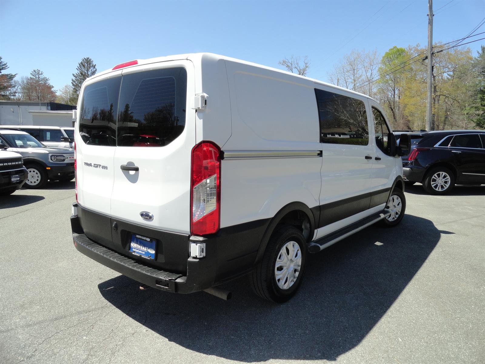 Certified 2023 Ford Transit 250 Low Roof w/ Exterior Upgrade Package RWD image 5