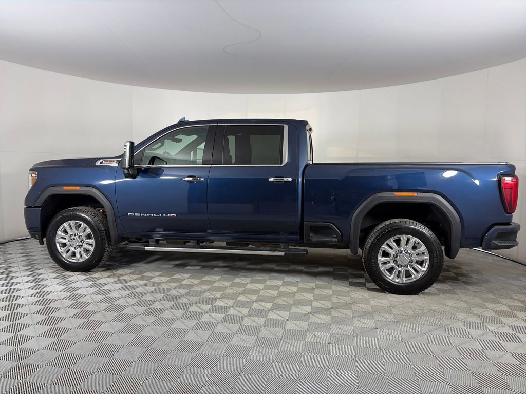 Used 2020 GMC Sierra 3500 Denali w/ Denali Ultimate Package image 2