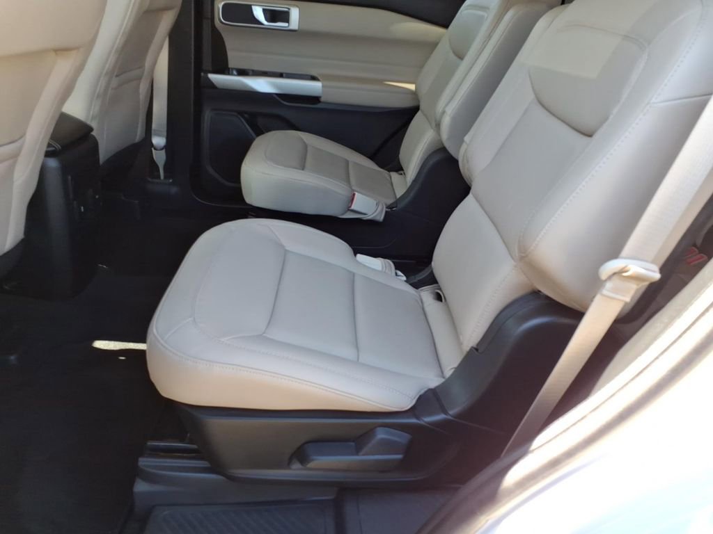 Certified 2023 Ford Explorer XLT w/ Equipment Group 202A image 12