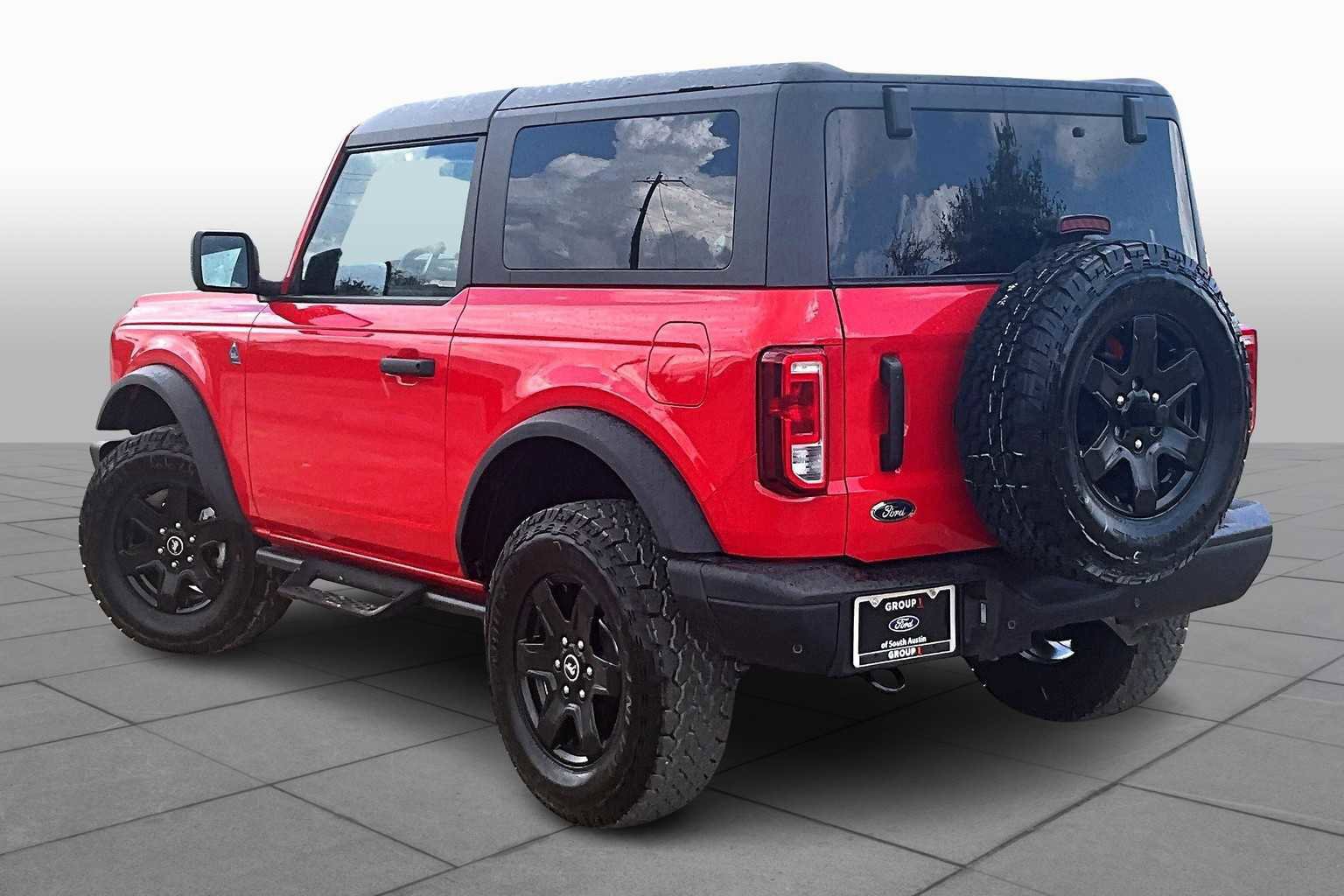 Certified 2024 Ford Bronco Black Diamond image 4