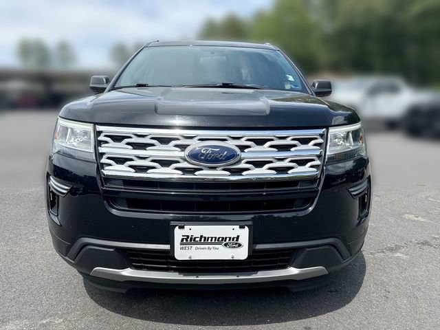 Certified 2018 Ford Explorer XLT FWD image 3