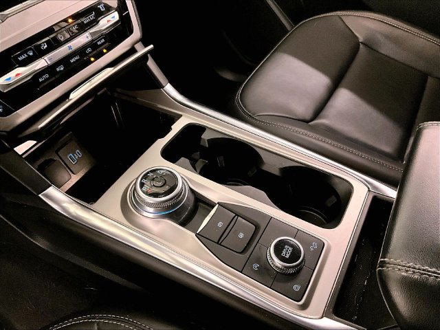 Certified 2021 Ford Explorer XLT w/ Equipment Group 202A AWD/4WD image 16
