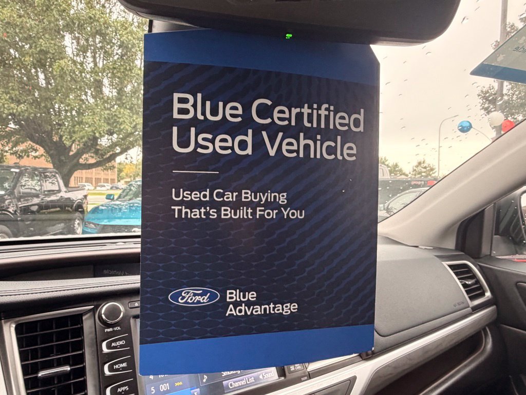 Used 2019 Toyota Highlander Limited Platinum AWD/4WD image 29