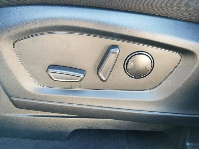 Certified 2022 Ford Explorer XLT w/ Class IV Trailer Tow Package image 13