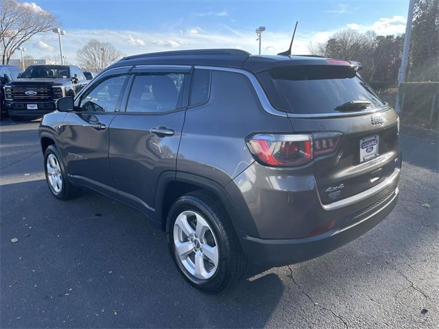 Used 2019 Jeep Compass Latitude image 4