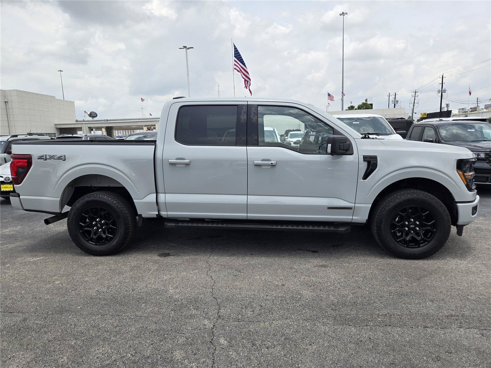 Certified 2024 Ford F150 XLT w/ Equipment Group 302A MID AWD/4WD image 4